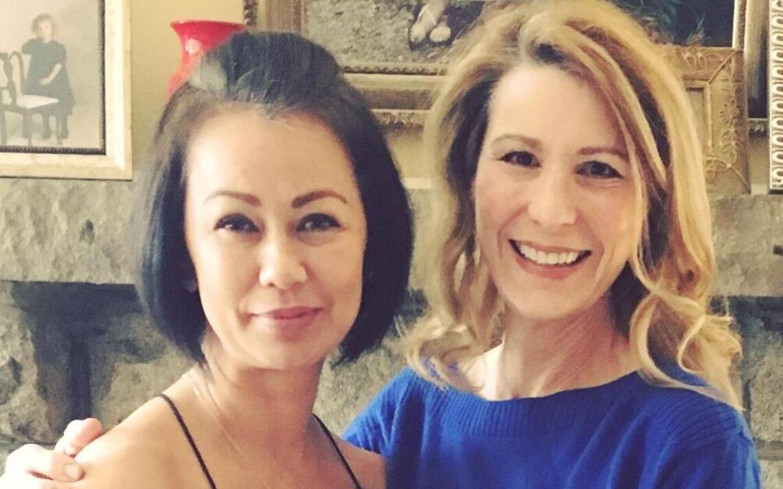 Who’s designing the inaugural gown for new N.C. governor Roy Cooper’s wife? A Charlottean.
