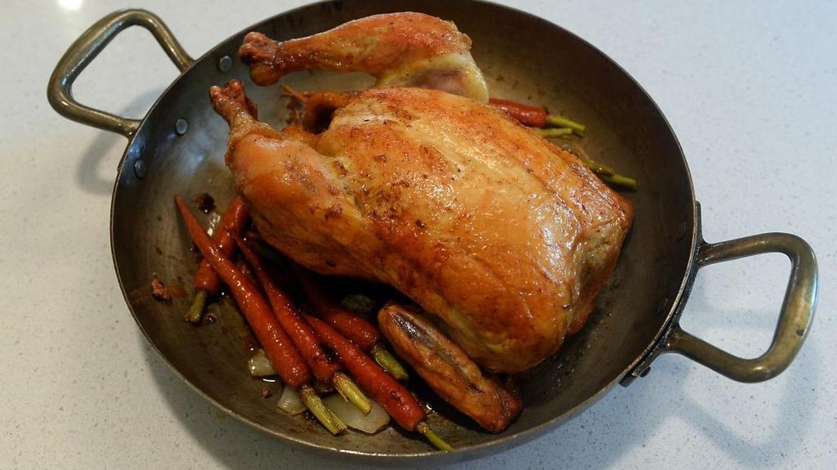 ‘Thud food’ is different from its cousin comfort food, in that it isn’t necessarily simple. It can be complicated or take time. Think boeuf Bourguignon. Roast chicken. Slow-simmered spaghetti sauce.