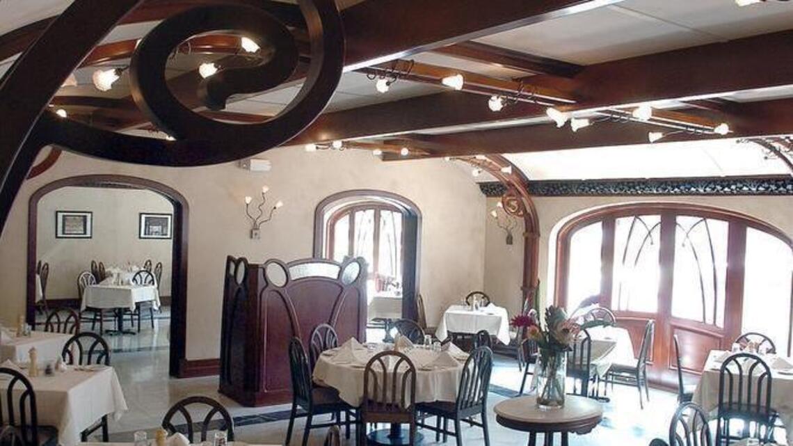 Carpe Diem Restaurant, a Charlotte institution, closing permanently due to COVID