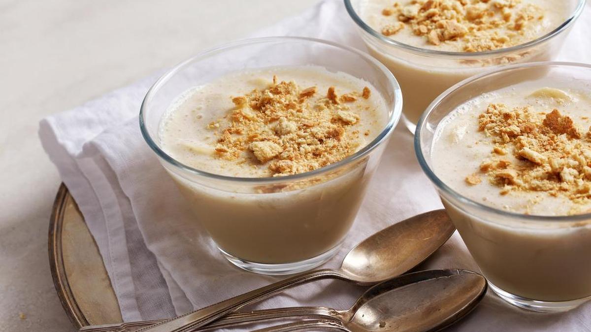Single-serving cups of maple-kissed pudding, layered with sliced banana and topped with a crunch of graham cracker crumbles, can transport you back to Grandma’s house.