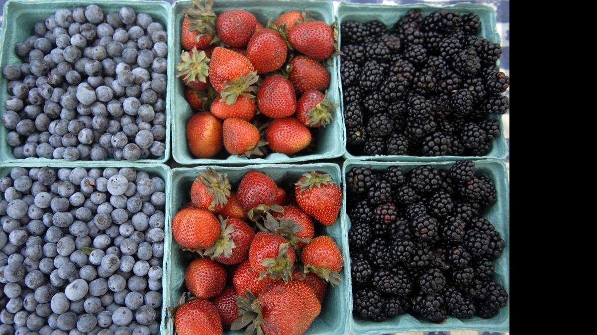 
Pick your own blueberries, strawberries and blackberries for deliciously fresh treats. 
