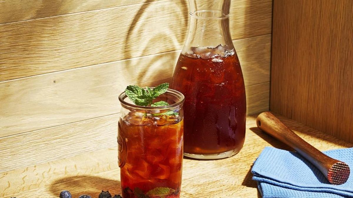 Forget the special tools. “You don’t need to buy a bunch of things” to make iced tea, says Ben Byrd, microbiologist-turned-founder of Washington, D.C.-based iced tea brand Runningbyrd Tea.