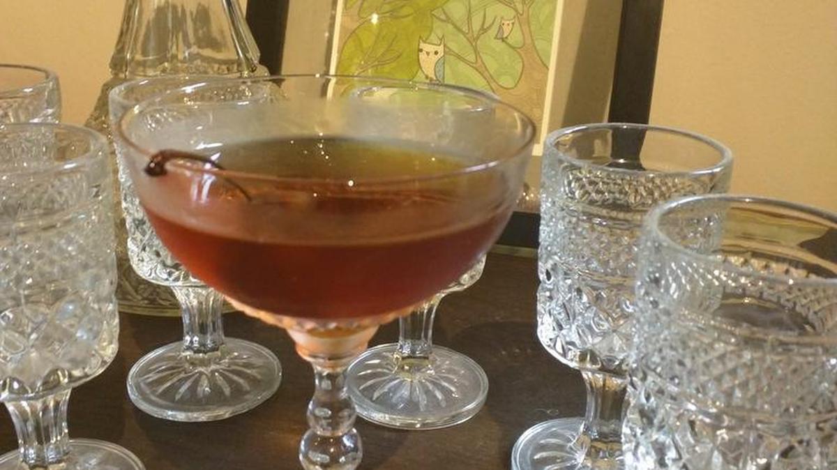 
Apple brandy brings a fruity touch to a fall cocktail. 
