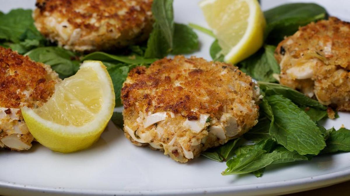 Hearts of Palm and Artichoke Cakes