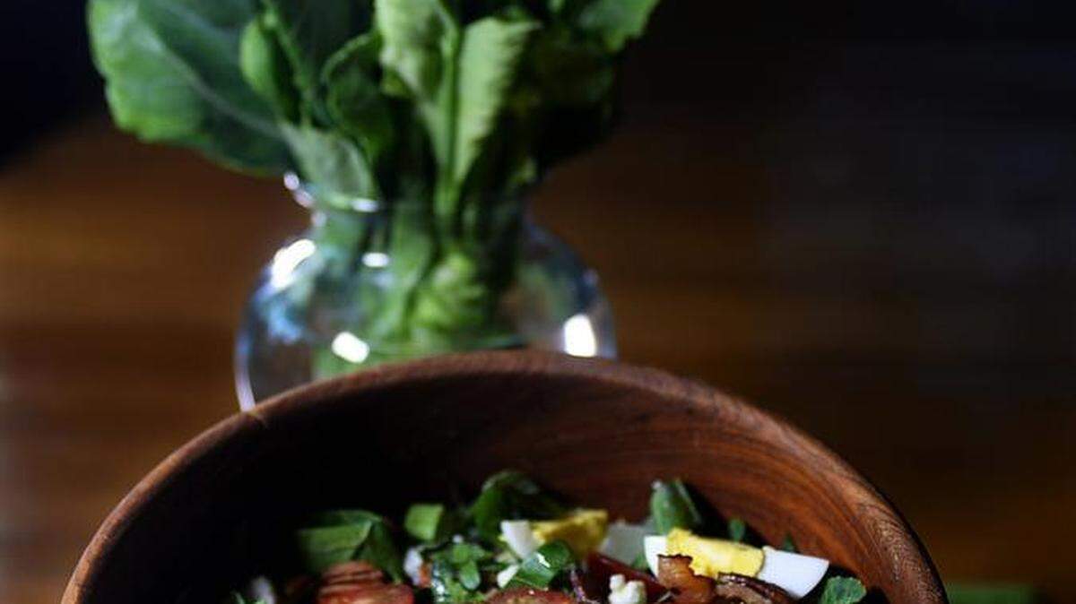 
Collard Cobb Salad. Collards have suddenly been discovered by chefs and cookbook authors, and are being used in new recipes.
