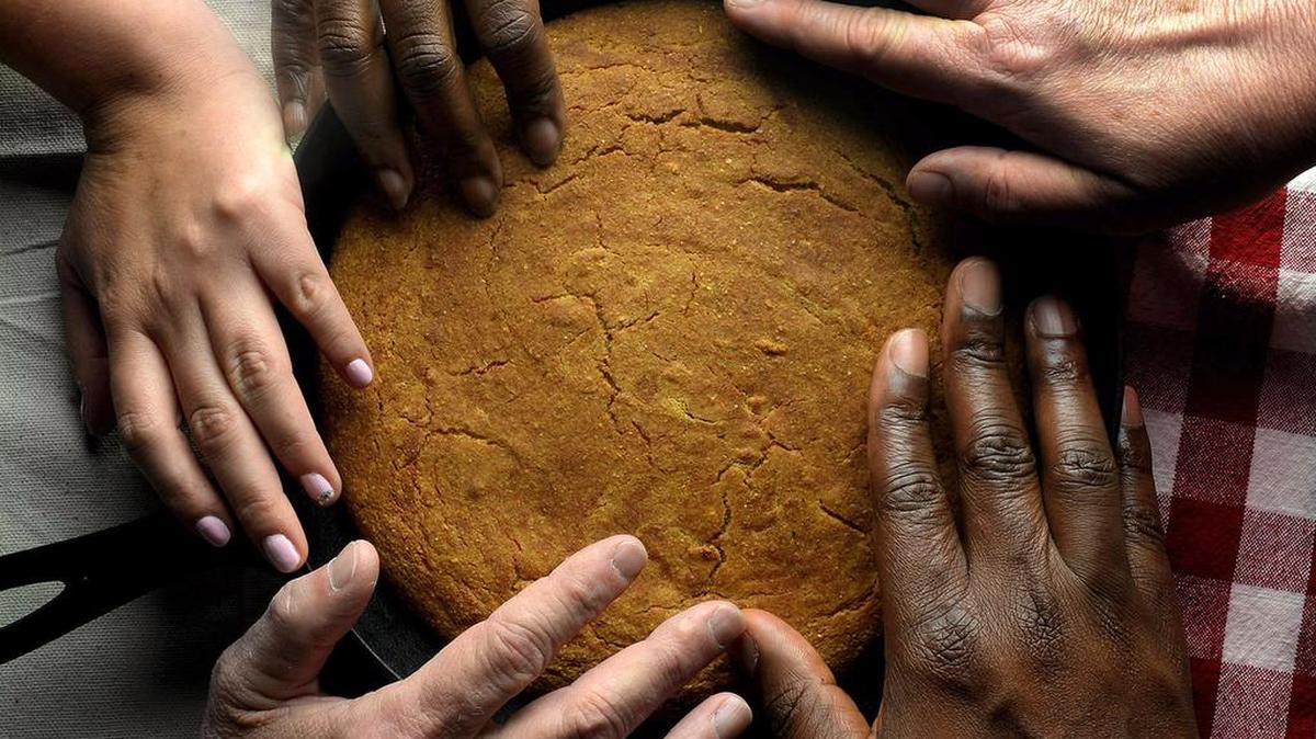 Purvis’ story explored the differences between cultures on whether they sweeten cornbread.