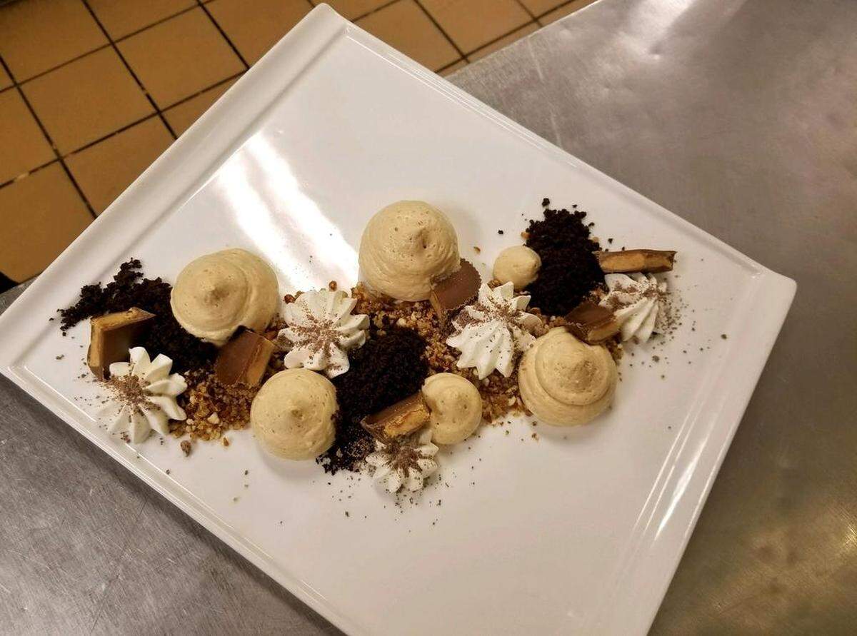 Joy Turner's Peanut Butter Cheesecake