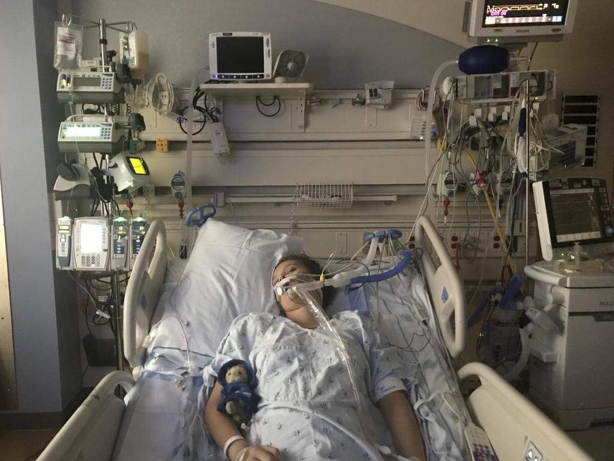 Carly Messer in the pediactric intensive care unit on May 28, 2019, two days after she was admitted. The teen was diagnosed with Guillain-Barré Syndrome, a rare neurological disorder.