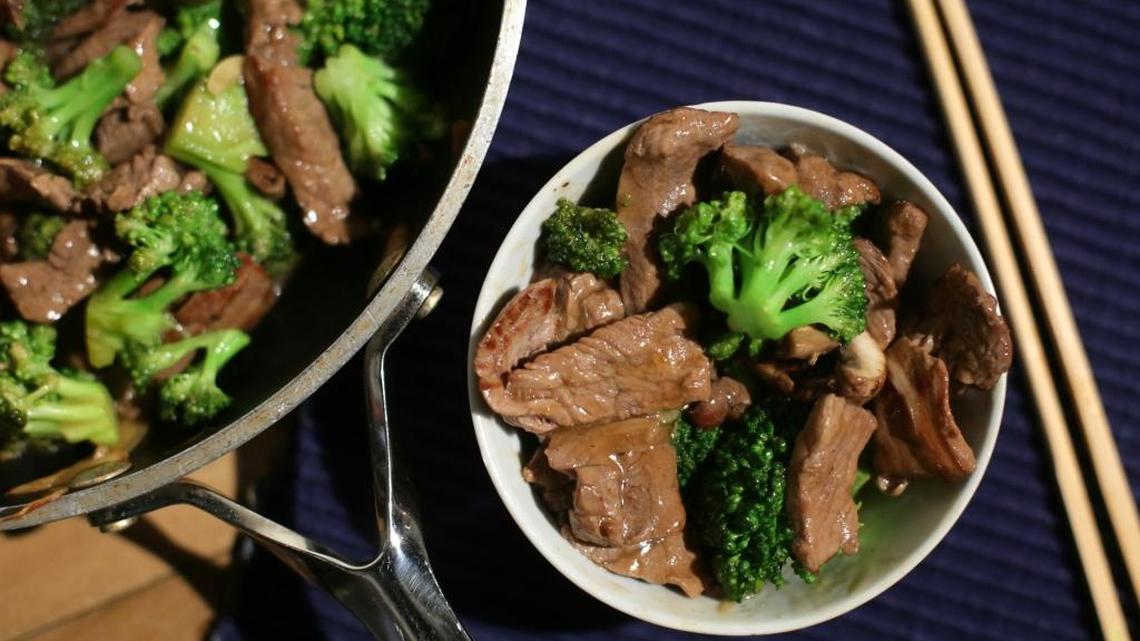 Beef with broccoli offers two foods good for healthy teeth.