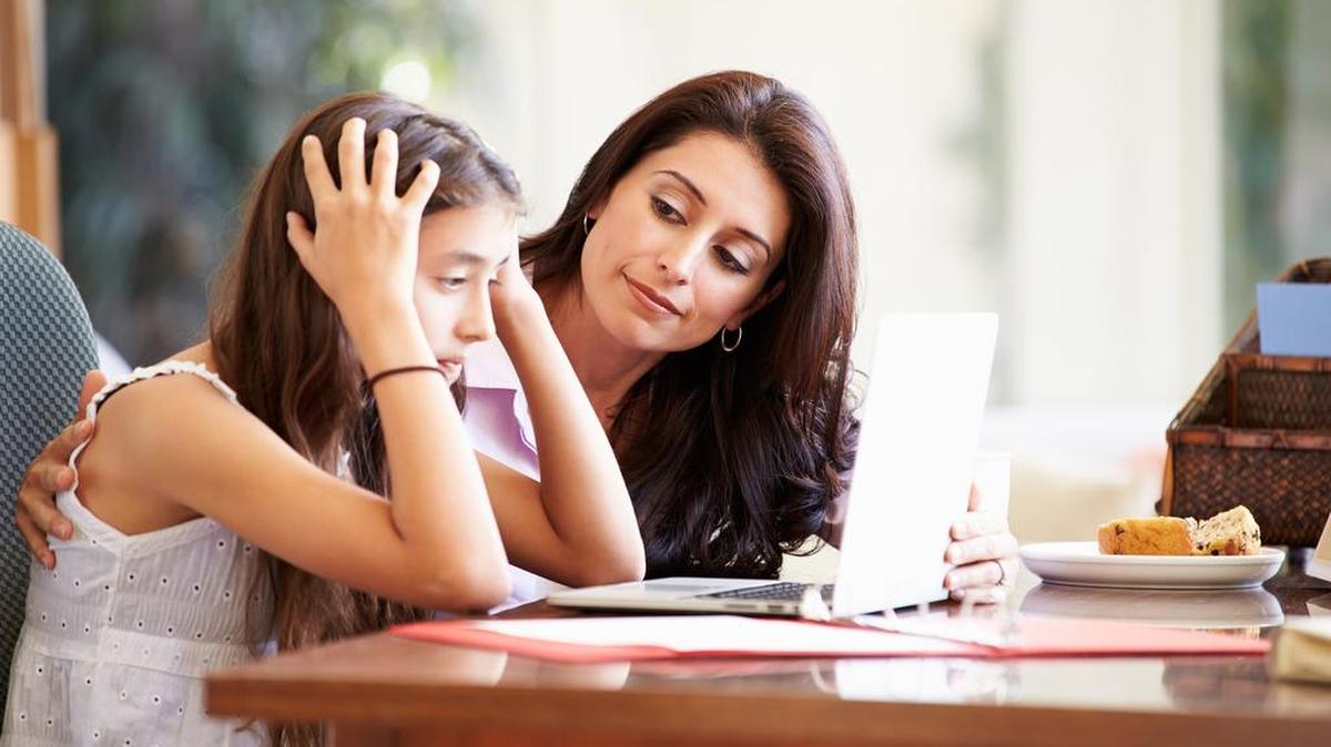 
Teenagers are under a lot of pressure, and it’s often compounded by social media. Parents can do a lot to help their kids cope.

