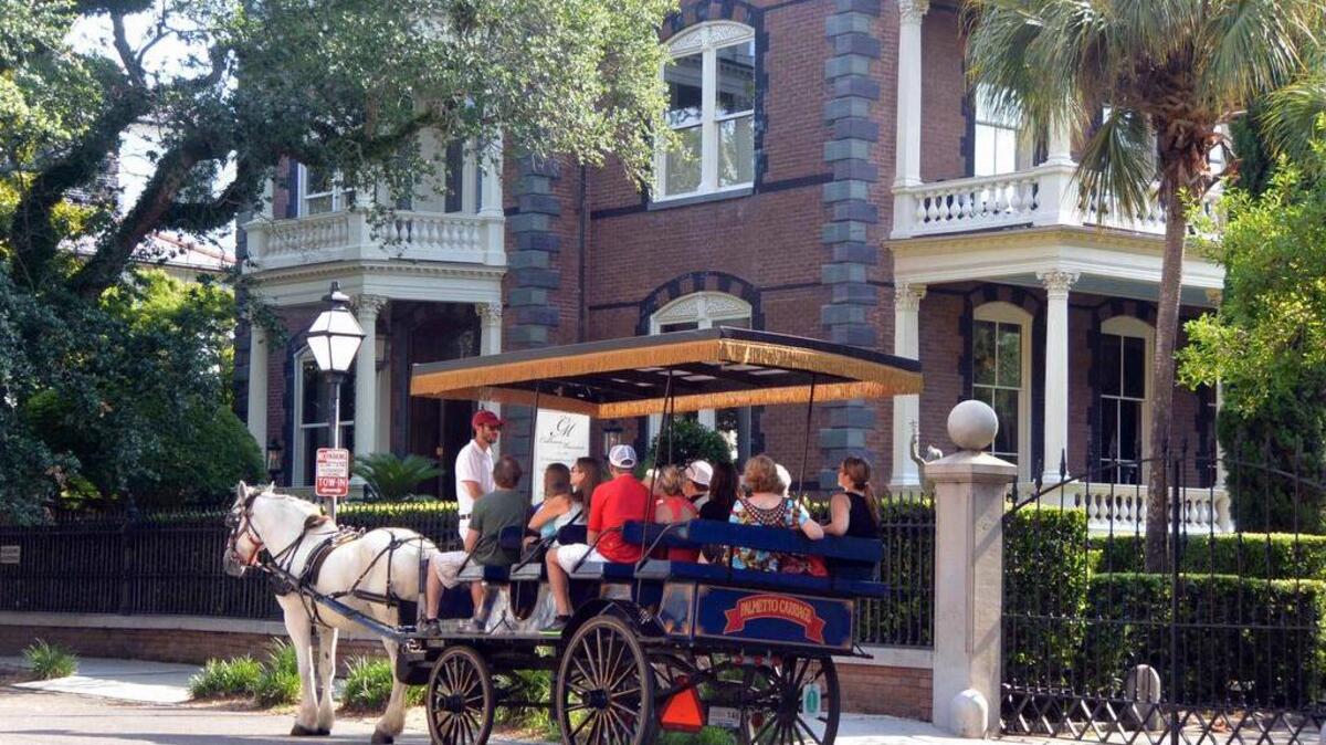 Charleston Carriage Rides