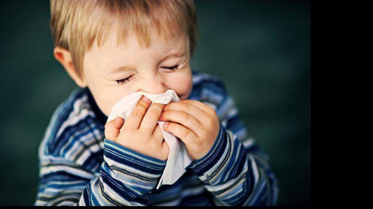 Is it COVID or just seasonal allergies? How to tell the difference as spring nears