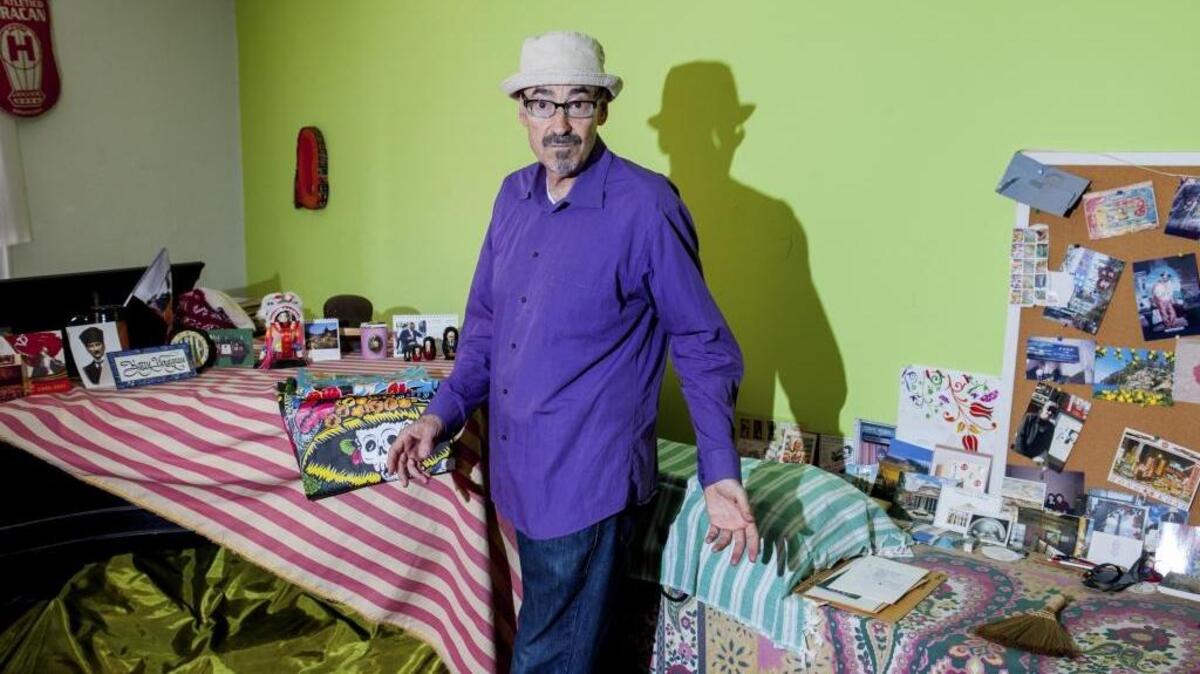 
Barry Yourgrau, a fiction writer and performer, at his uncluttered apartment in New York in August. Yourgrau, a reformed hoarder, has written a book about his experience, “Mess: One Man’s Struggle to Clean Up His House and His Act.” 
