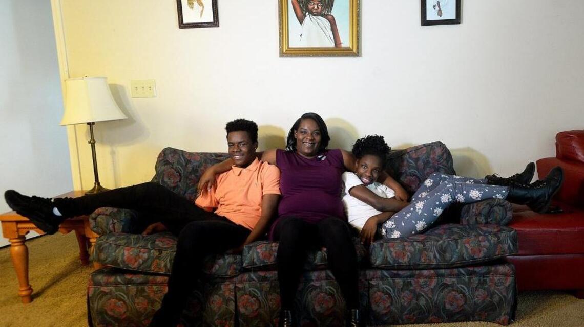 She used to be homeless but still taught her kids the importance of giving