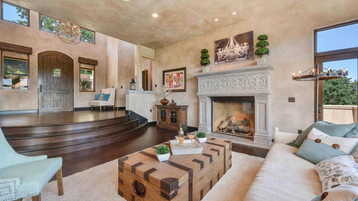 Images of Stephon Curry's new home from Realtor.com.