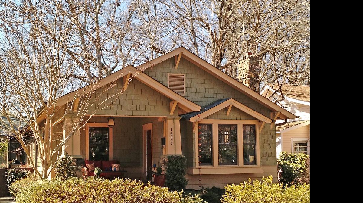 
One of the homes on the Midwood Mania tour.
