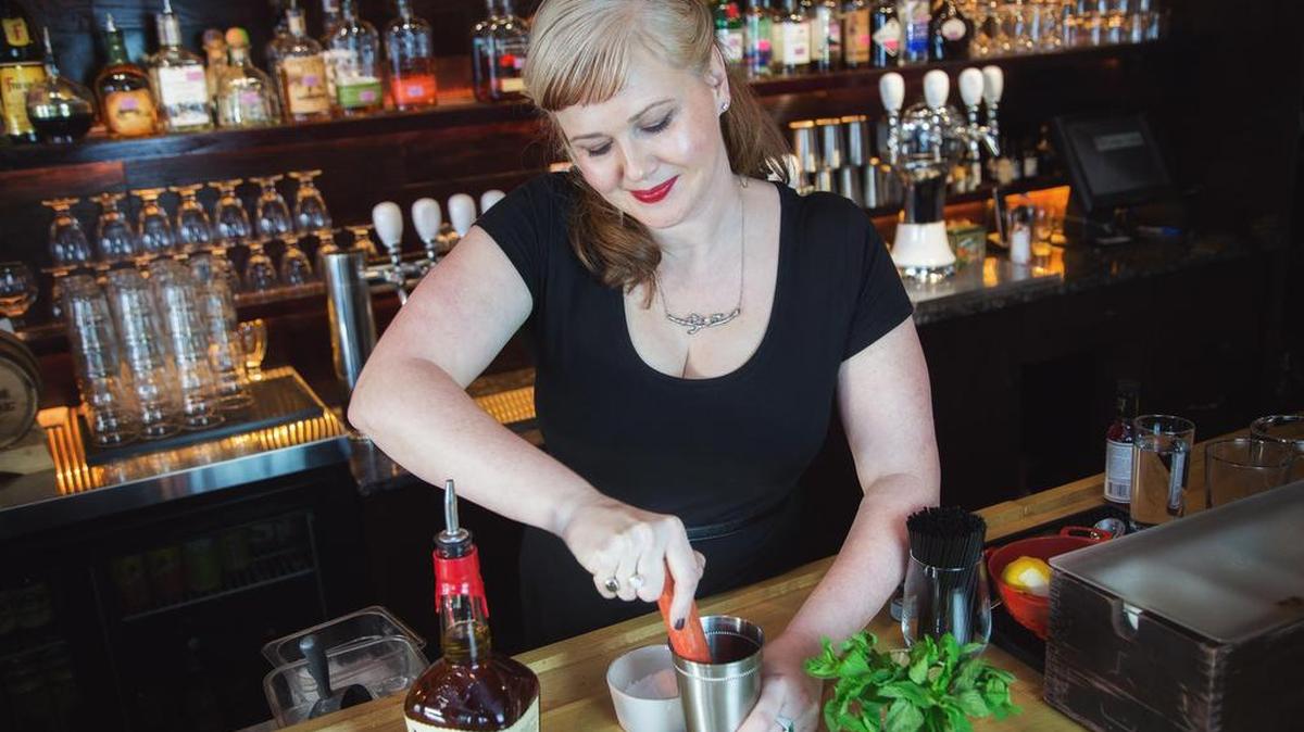 Colleen Hughes crafts a cocktail at The Crepe Cellar.