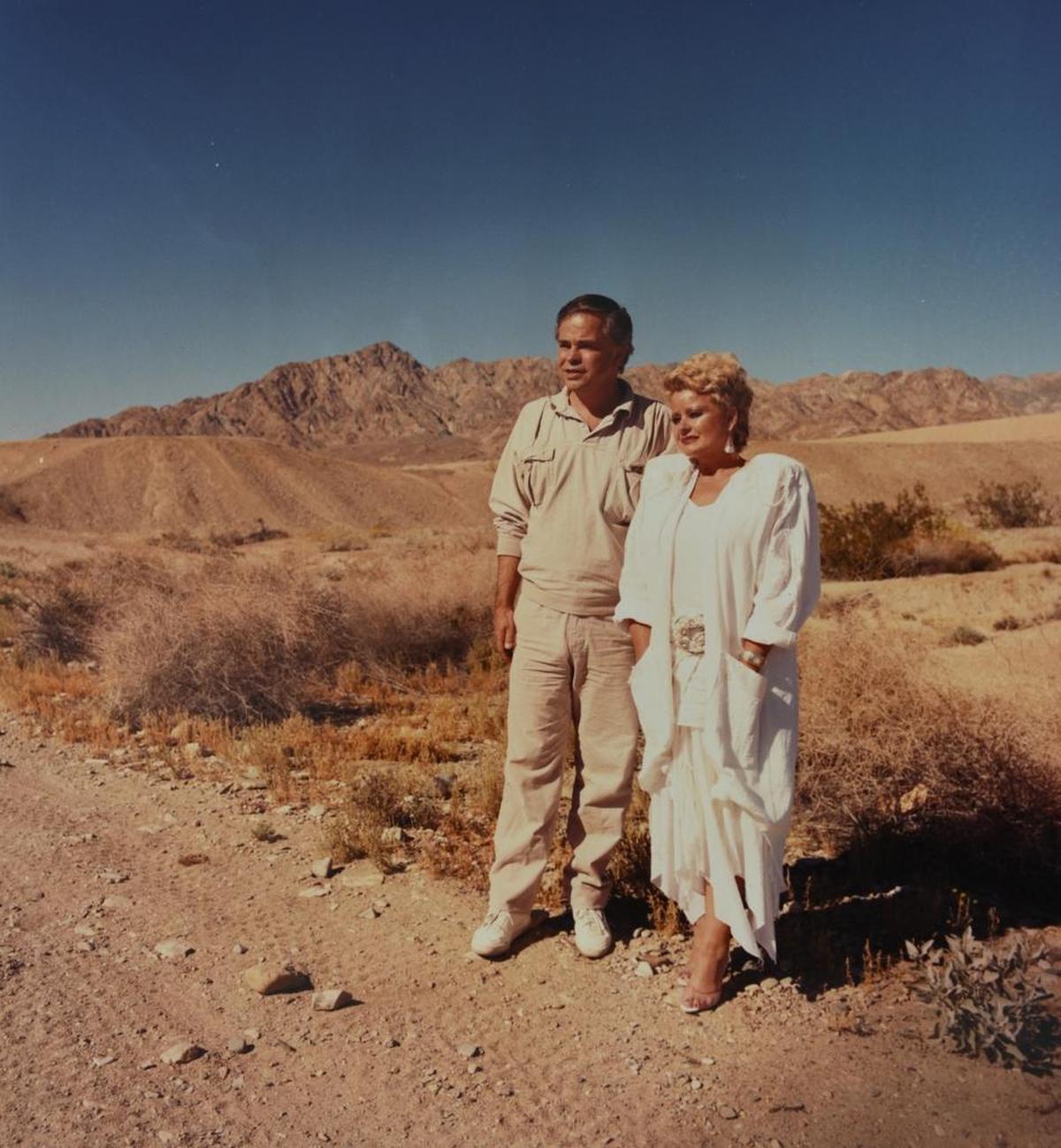 Jim and Tammy Faye Bakker in Palm Springs, Calif., in 1988, when he was preaching his first sermons since resigning from PTL the year before.