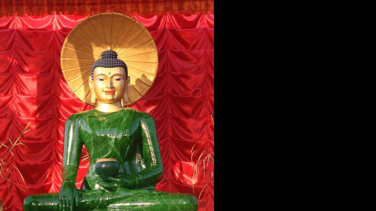 
The Jade Buddha for Universal Peace will be on display at Minh Dang Quang monastery. GREAT STUPA OF UNIVERSAL COMPASSION
