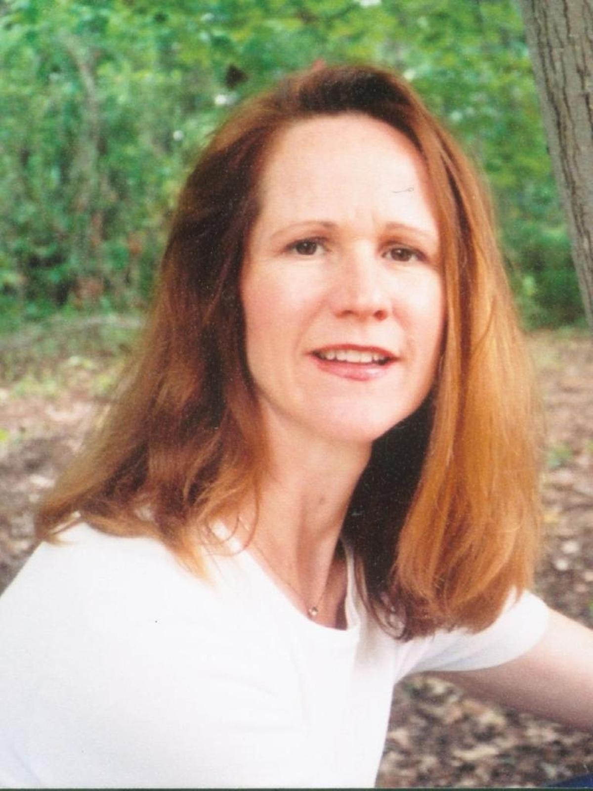 Lynne Hinton