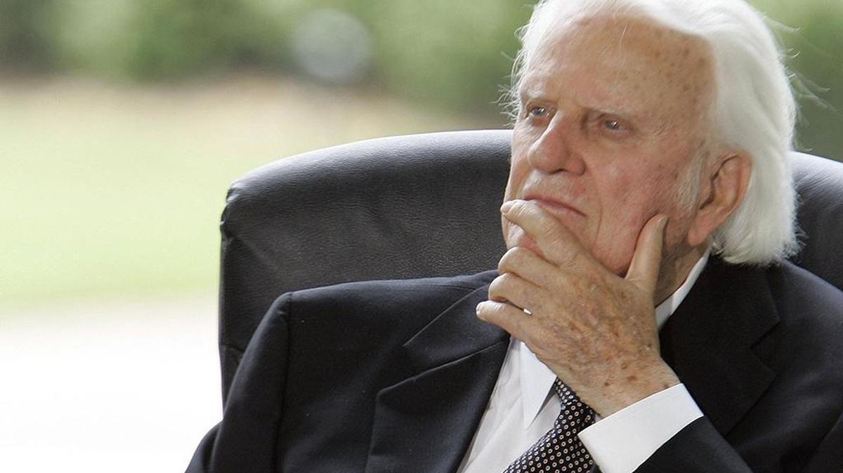 ** FILE ** In this May 31, 2007 file photo, Billy Graham listens during a dedication ceremony for the Billy Graham Library in Charlotte, N.C. (AP Photo/Gerry Broome, File)