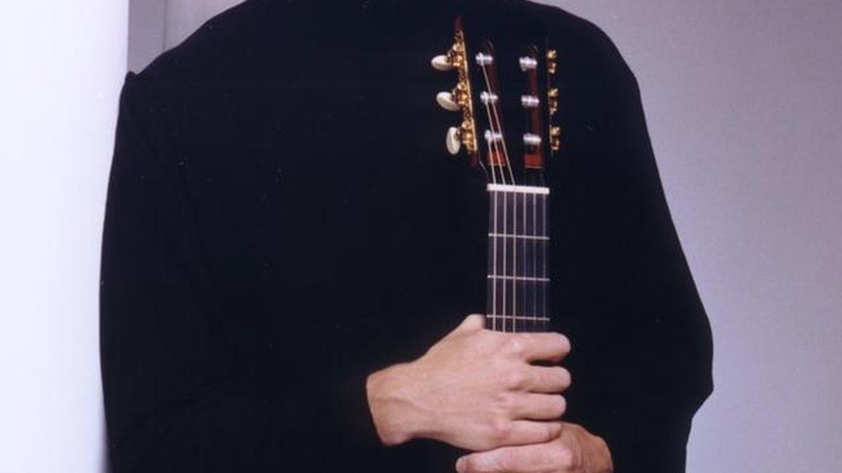 
Joe Pecoraro, assistant professor of guitar at The University of North Carolina School of the Arts, will perform at Trinity Episcopal in Statesville on Nov. 1.
