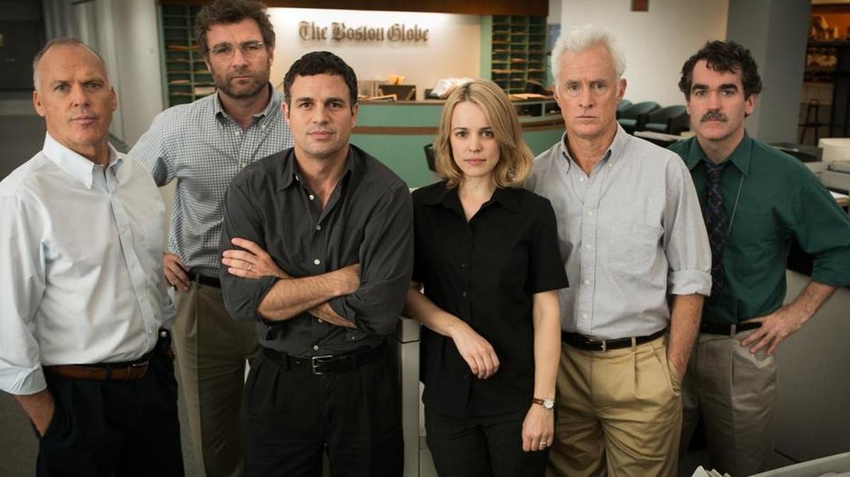 The “Spotlight” cast: (L to R) Michael Keaton as editor Walter “Robby” Robinson; Liev Schreiber as editor Marty Baron; Mark Ruffalo as reporter Mike Rezendes; Rachel McAdams as reporter Sacha Pfeiffer; John Slattery as editor Ben Bradlee Jr.; and Brian d’Arcy as reporter Matt Carroll.