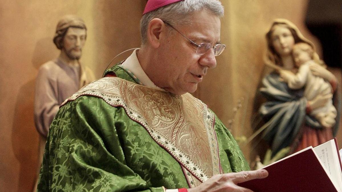 Bishop Robert William Finn, of the Roman Catholic Diocese of Kansas City-Saint Joseph, resigned after having been convicted of the misdemeanor crime of failing to notify law enforcement authorities about a suspected child-abusing priest in the diocese.