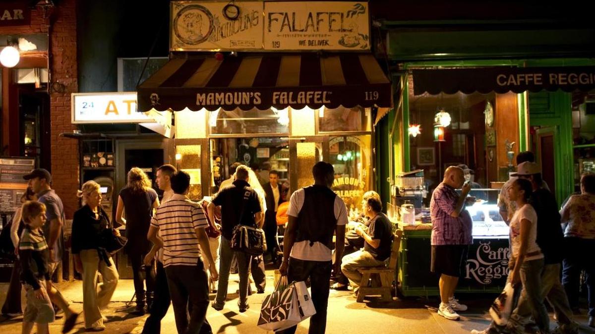 Mamoun’s Falafel is dark and drafty. It’s also delicious.