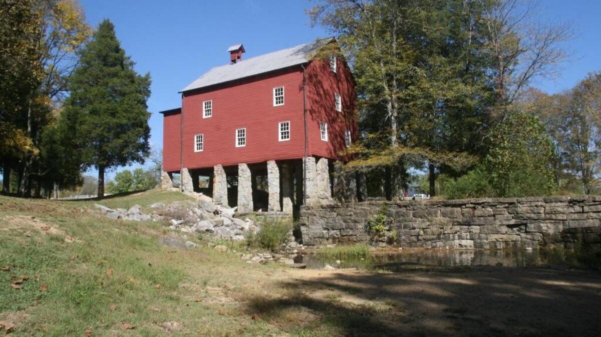 
Alvin York’s gristmill is part of the Alvin C. York State Historic Park and is on the Wolf River. The mill adjoins a tree-shaded, grassy area with picnic tables and playground equipment.
