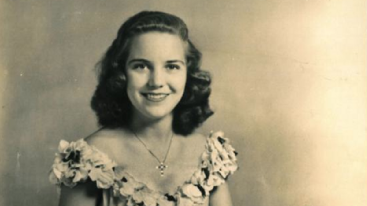 The photo of Martha Hazel used in her obituary.