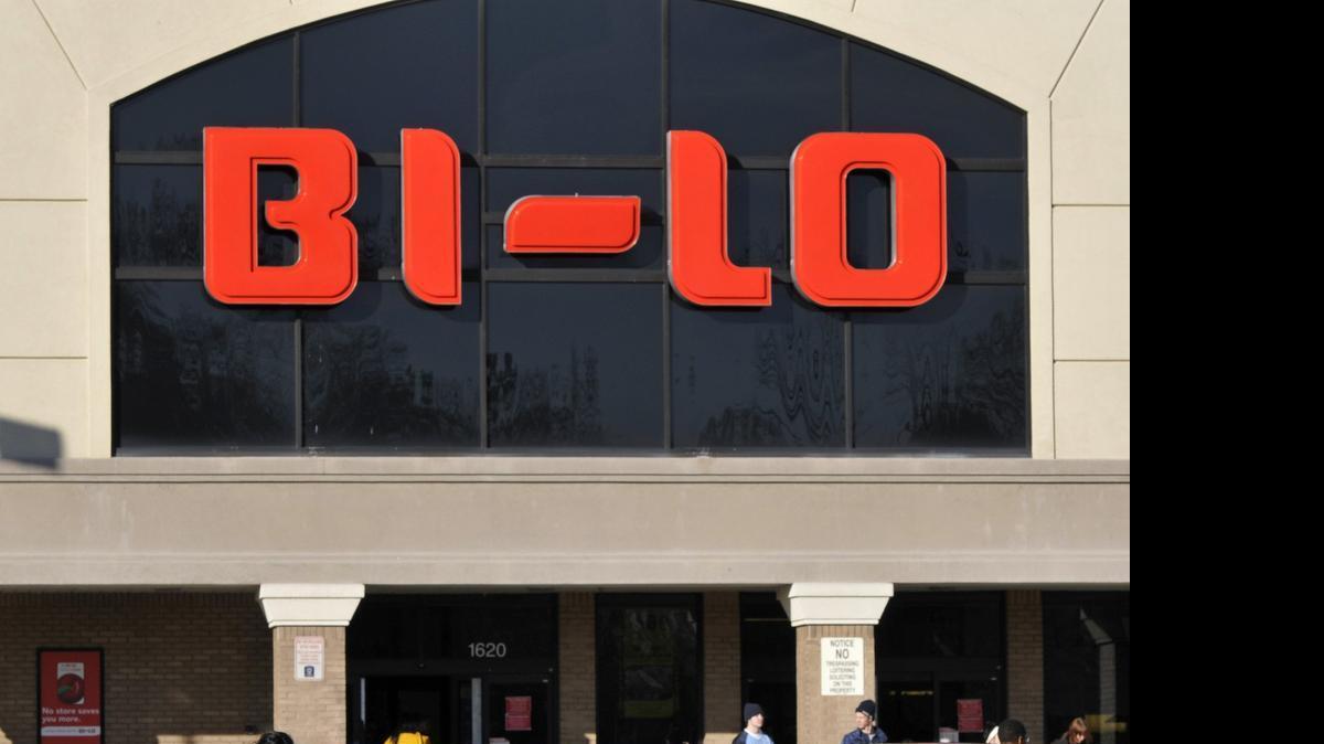 
Shoppers at the Bi-Lo store on Ashley Road in a 2011 file photo. The parent company of Bi-Lo is recalling a fat-free cheese product that could contain pieces of plastic packaging. 
