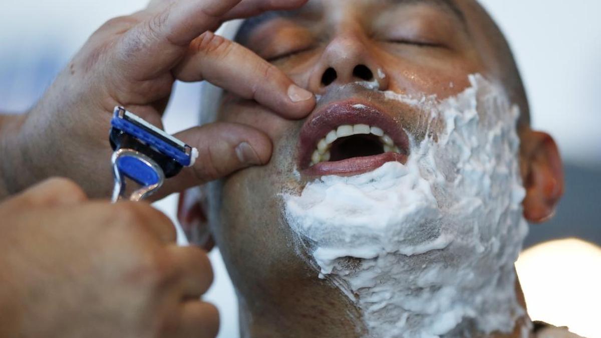 Unilever, the London-based consumer goods and food behemoth, is paying $1 billion to acquire Dollar Shave Club Inc.