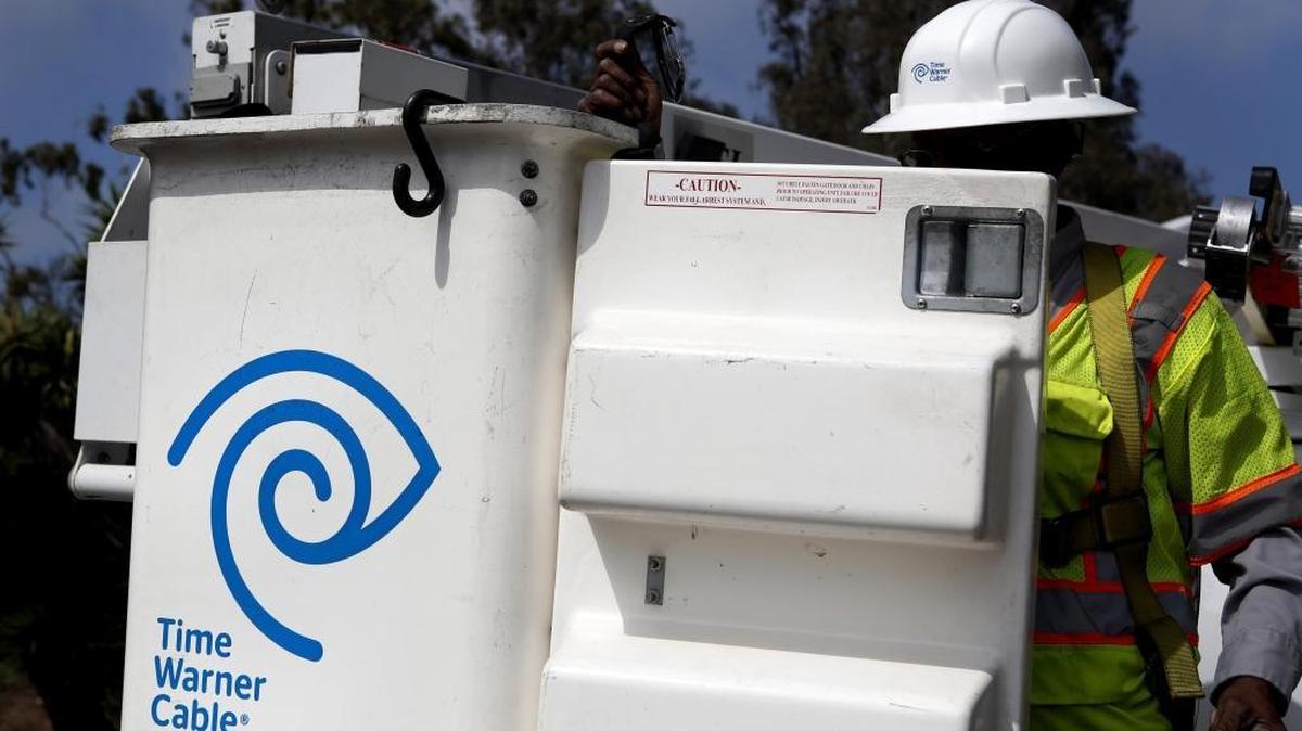 Time Warner Cable customers across North Carolina experienced problems with cable and Internet service on Sunday.