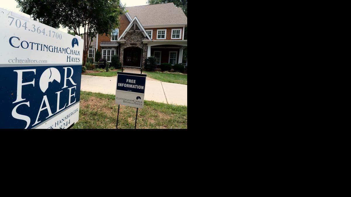 
A home for sale in Charlotte’s Dilworth neighborhood last fall. Sales of existing homes rose 1.2 percent last month to a seasonally adjusted annual rate of 4.88 million, a slight rebound after plunging in January yet still underperforming by historical standards, the National Association of Realtors said Monday.

