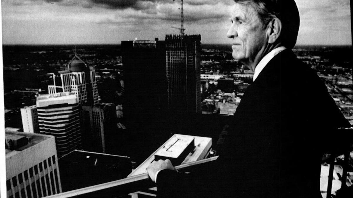 Cliff Cameron takes a final look from the 41st floor of First Union’s headquarters in One First Union Center in 1991. He died Saturday at age 96.