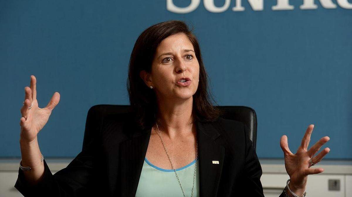 
Jenna Kelly, SunTrust Banks’ new Charlotte-region president, said Wednesday that the lender continues to hire in Charlotte, which it still sees as an expansion market.
