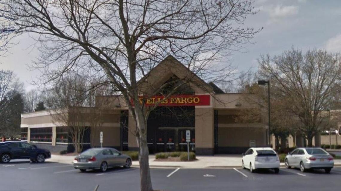Why Wells Fargo has 2 branches 500 feet apart in south Charlotte – and why one is going away