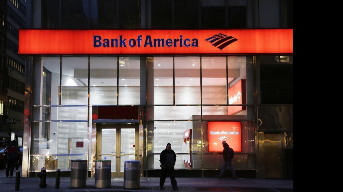 
Charlotte-based Bank of America and five other lenders had deficient policies and procedures and failed to detect and address improper actions by their traders in the foreign-exchange markets, the Federal Reserve said Wednesday.
