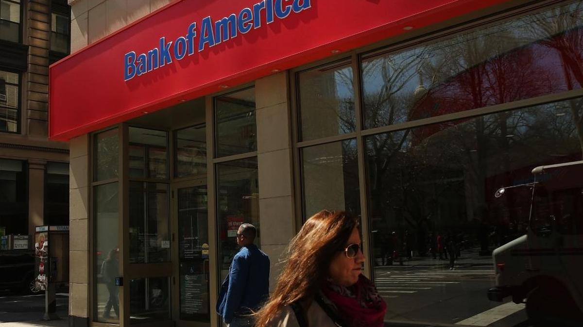 Bank of America ranked higher for customer service in seven of 11 U.S. regions, according to a closely-watched J.D. Power survey released this week. But the 2016 report also shows Bank of America continues to lag some of its largest rivals in customer satisfaction.