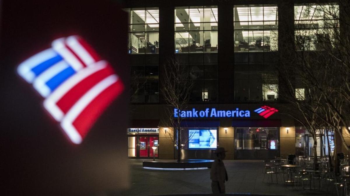 A new lawsuit says Bank of America jerked around borrowers trying to hang onto their homes, pushing them into foreclosure while it enriched itself off a federal mortgage-modification program.