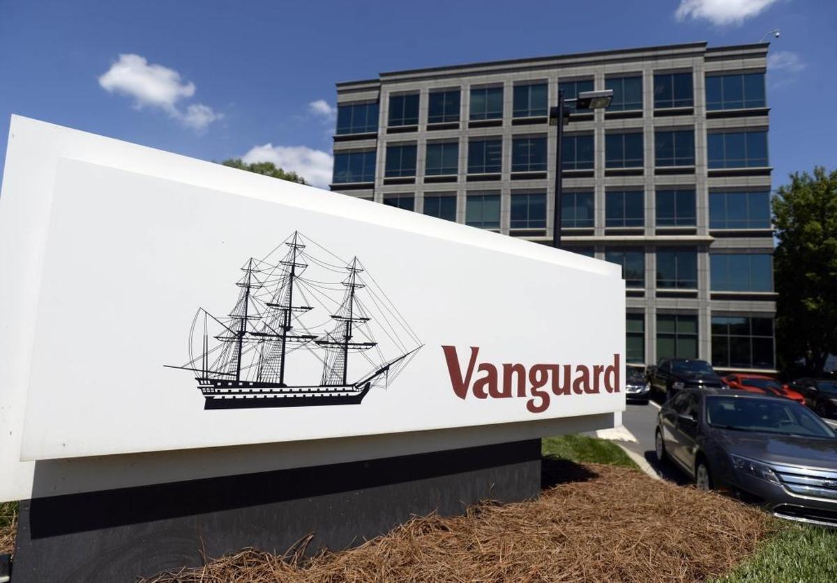 Vanguard Group occupies four buildings on its Charlotte campus, shown here on June 8, 2017, just south of Charlotte Douglas International Airport.