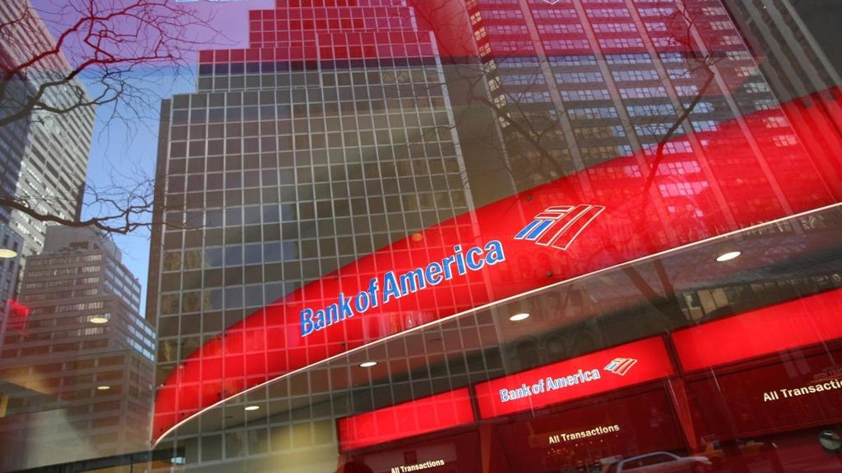 Bank of America said Thursday it has added a new director to its board who comes with CEO experience and ties to an activist investor.