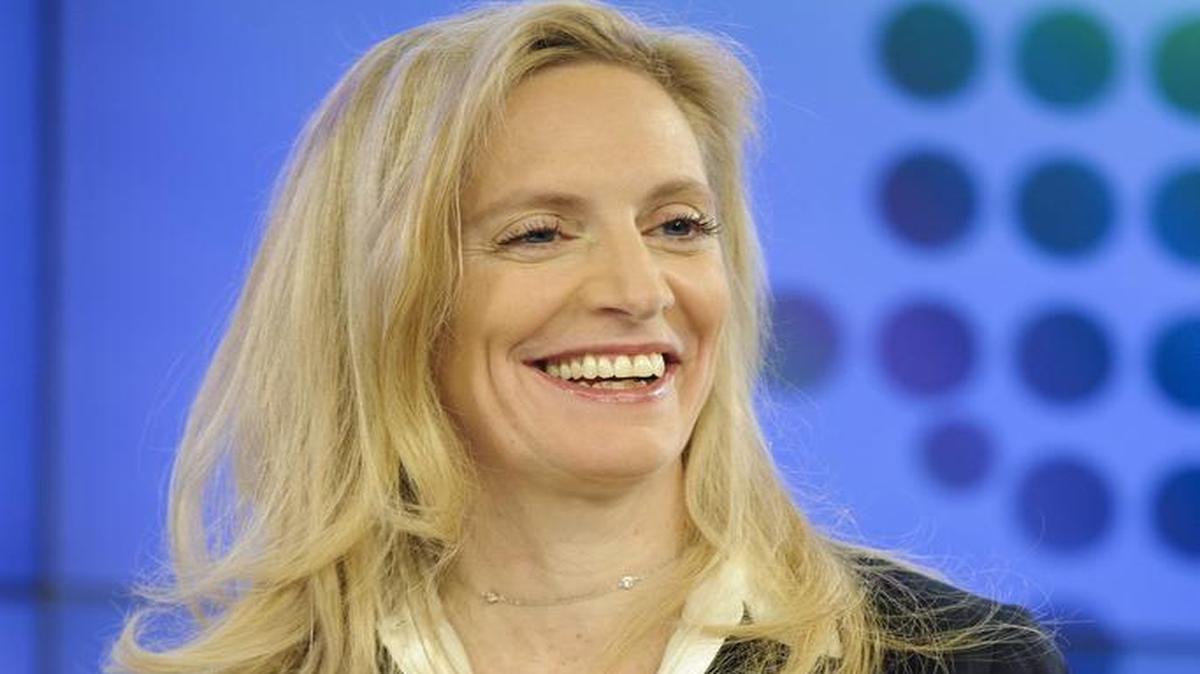 Fed Governor Lael Brainard, seen in a 2012 file photo, gave $750 in three contributions to Clinton’s campaign between November and January, according to Federal Election Commission records.