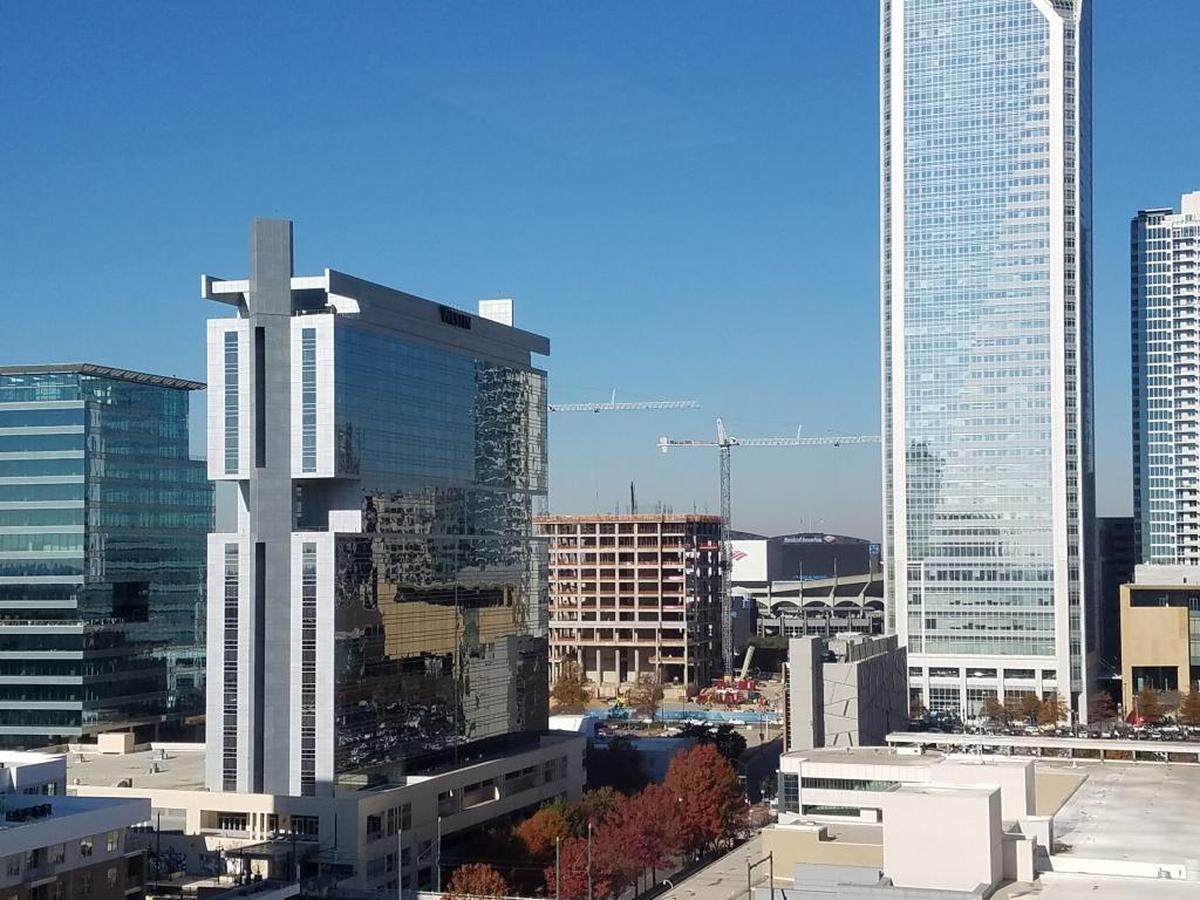 The Bank of America-anchored tower, rising between the Westin and Duke Energy Center.