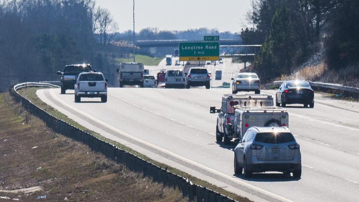 Traffic on I-77 North of Charlotte looking south from the Highway 21 bridge in a January file photo.