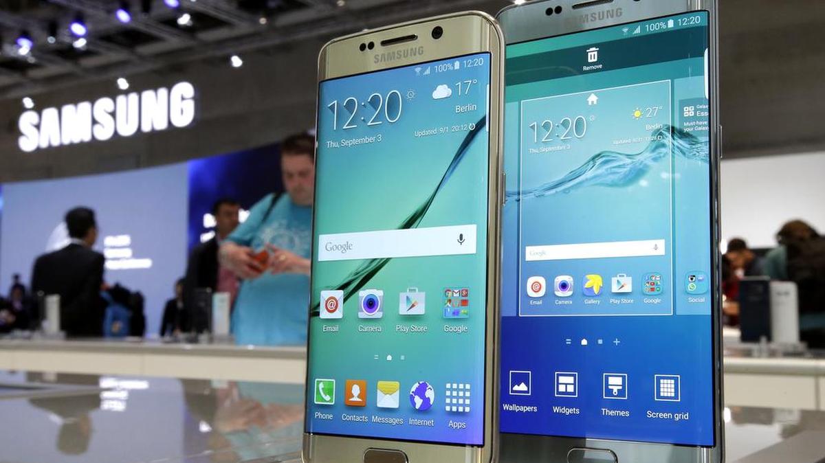 Galaxy S6 Edge+ smartphones of the electronic company Samsung are displayed at a technology fair in Germany. The deadly attacks in Paris may soon reopen the debate over whether – and how – tech companies should let the government sidestep the data scrambling that shields everyday commerce and daily digital life alike.