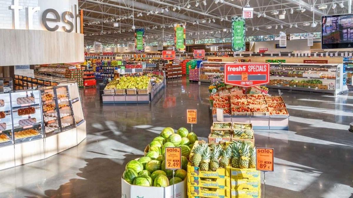 When the German grocer Lidl enters a new market, other grocers respond by lowering prices to stay competitive, according to a new study from UNC.