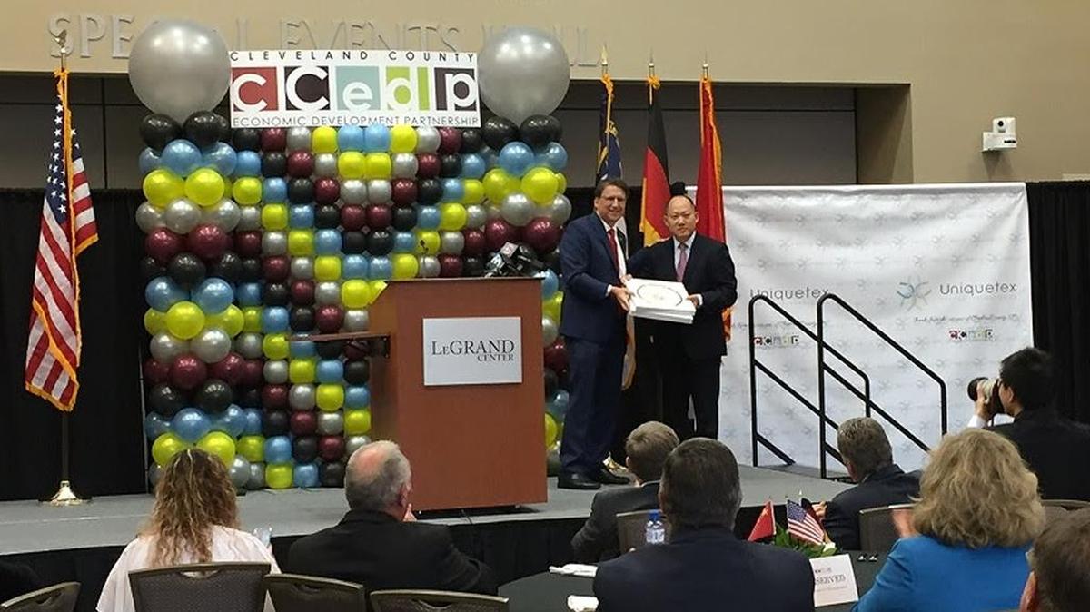 Gov. Pat McCrory and Benny Deng, Uniquetex’s chief executive officer and president