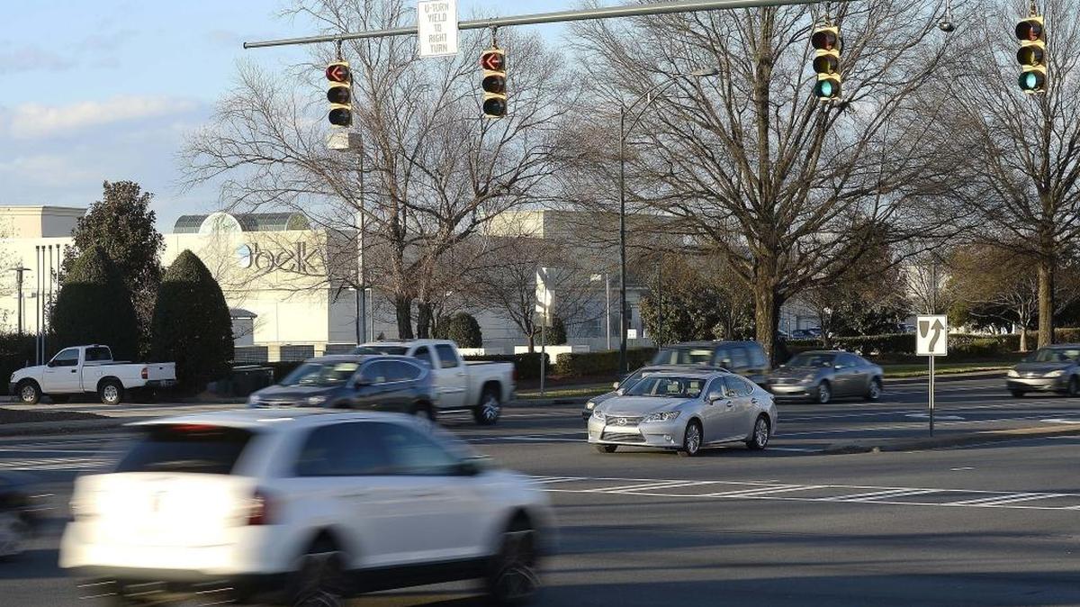 Afternoon traffic at the intersection of Fairview and Sharon roads in South Park on Jan 12.
